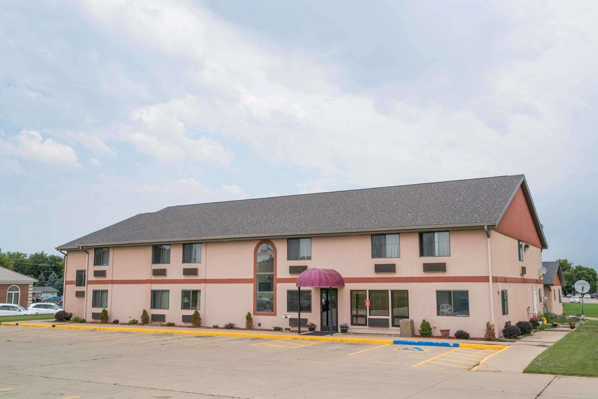 Heartland Hotel & Suites Rock Valley Zewnętrze zdjęcie